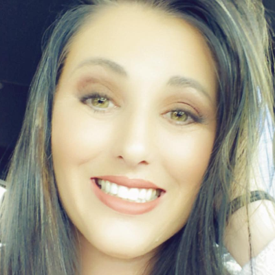 Shannon Betrue, Champion group leader
